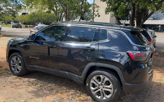 JEEP COMPASS 1.3 T270 TURBO FLEX LONGITUDE AT6